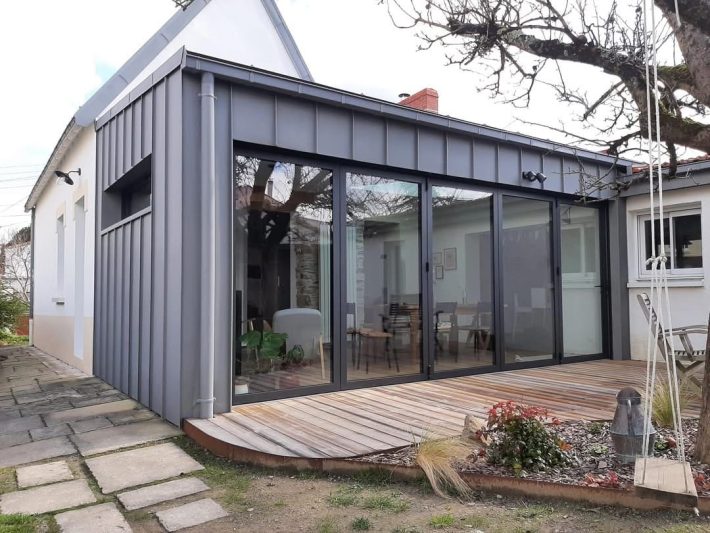 Création d'une extension contemporaine à Rezé